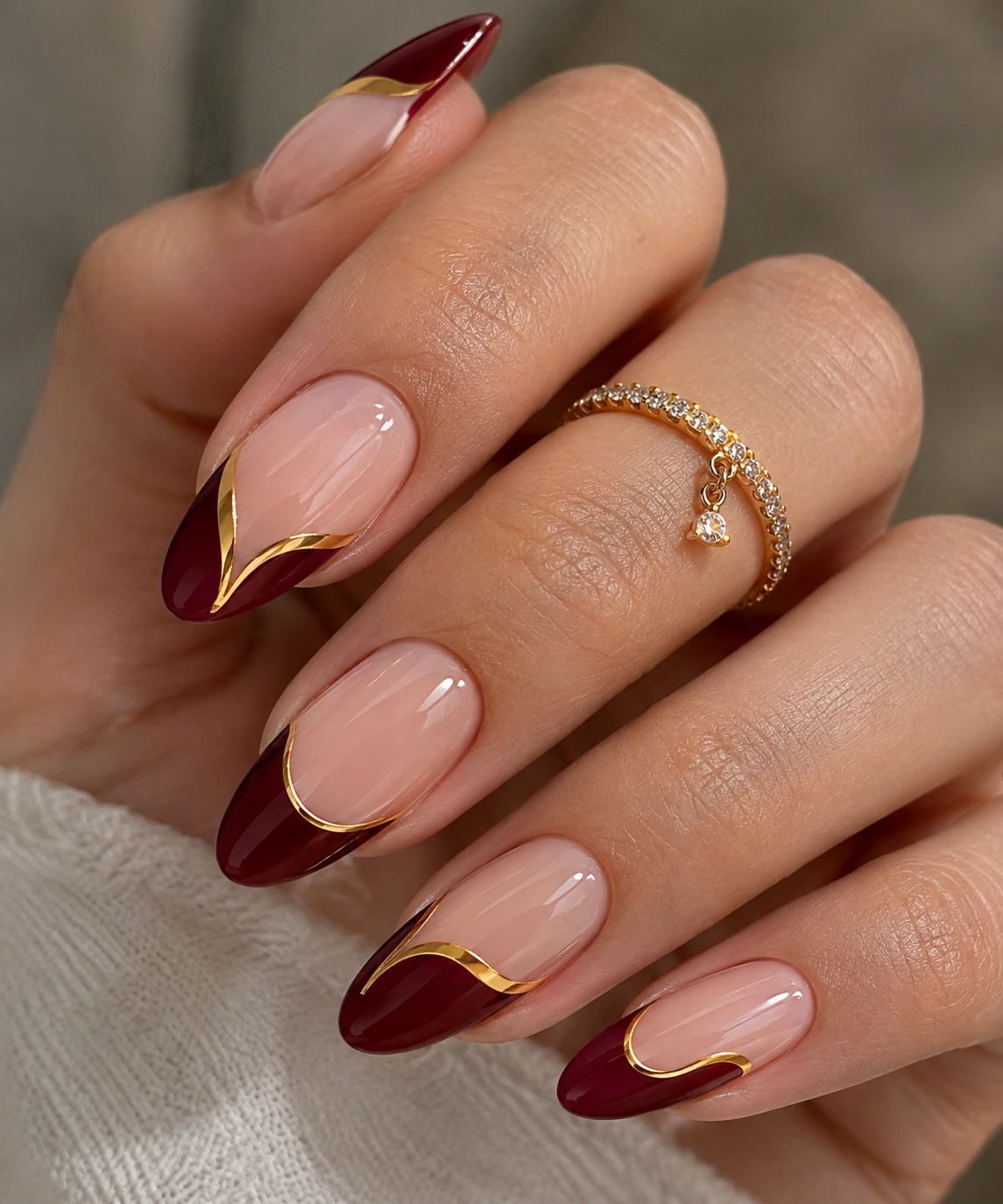 Chrome Nail Art: Trendy Mirror Shine Nail Designs & Ideas