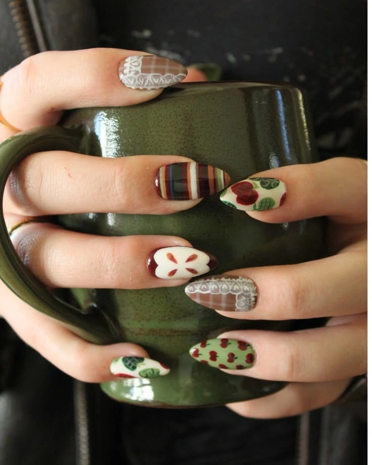 Beautiful stamping nail art featuring cute floral patterns, pastel colors, and trendy nail designs that are easy to recreate at home.